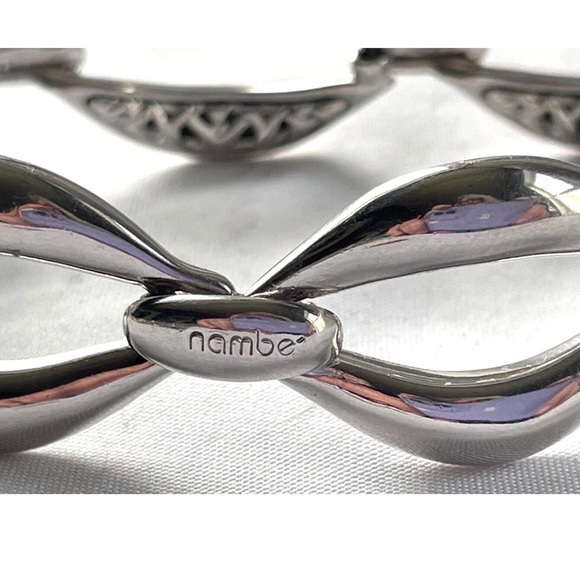 Nambe Silver Leaf Motif Bracelet - Picture 6 of 8